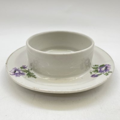 купить Соусник (масленка) с флоральным декором, фарфор, деколь, золочение, Дулевский фарфоровый завод (Дулёво), СССР, 1930-1952 гг.