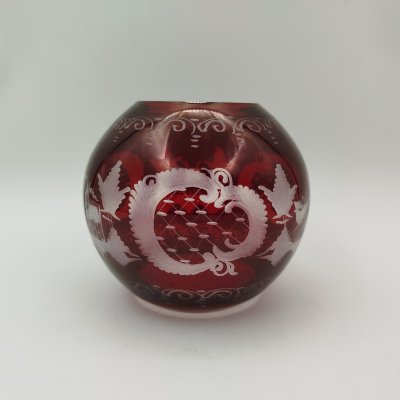 купить Ваза шарообразной формы с изображением лесного пейзажа и ажурно-вензельным декором, стекло, гравировка, Egermann, Чехословакия, 1970-1990 гг.