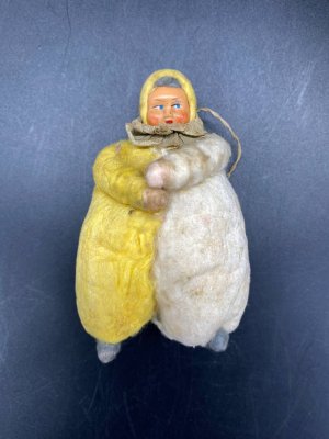 купить Игрушка ёлочная "Ребёнок в костюме клоуна", вата, клейстер, папье-маше, роспись, СССР, 1930-1950 гг.