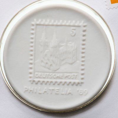 купить Германия,ГДР 1989 медаль "Филателистическая выставка в Мейсене" в конверте с маркой