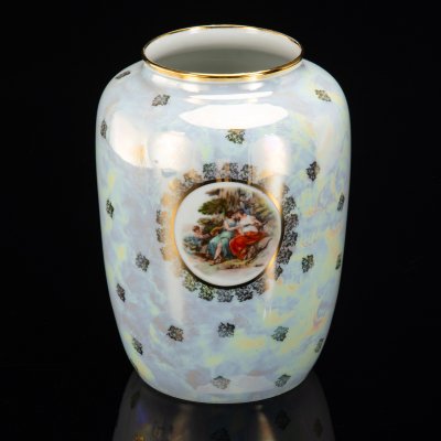 купить Ваза "Мадонна", фарфор, деколь, люстр, золочение, Lichte Porzellan (Лихте), ГДР, 1954-1972 гг.