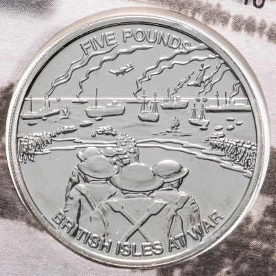 купить Гернси 5 фунтов 2010 "Битва за Британию 1940 года: Эвакуация Данкирка" в большом конверте c печатью с маркой
