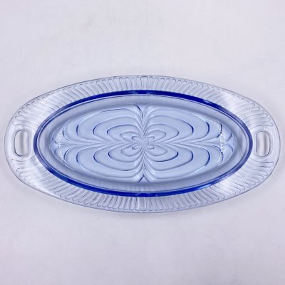 купить Блюдо сервировочное, украшенное рельефным декором, ЗОС, цветное стекло, СССР, 1950-1970 гг.
