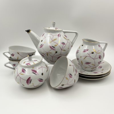 купить Сервиз чайный «Сетка» с изображением розовых веточек на 3 персоны (9 предметов), автор формы «Утро» В.Л. Семенов, автор росписи Л.К. Блак, фарфор, роспись, золочение, Ленинградский фарфоровый завод (ЛФЗ), СССР, 1960-1970 гг.