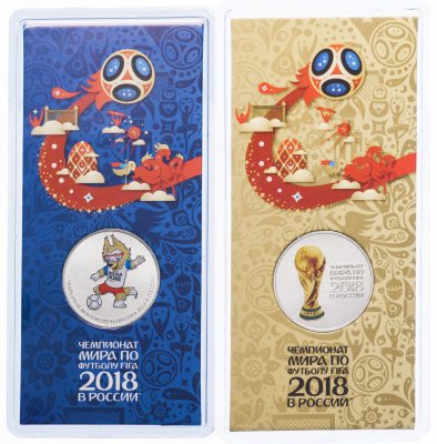 купить Набор из 2 монет 25 рублей 2018 ММД "Талисман и кубок чемпионата мира (ЧМ) по футболу" цветные, в блистере