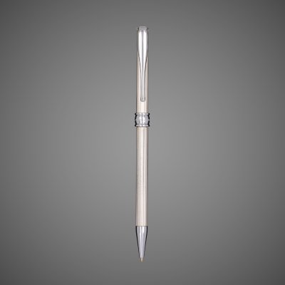купить Шариковая ручка Aurora Magellano Guilloche Barley Silver CT, в подарочной коробке, Металлы: латунь, серебро, 2026 г.