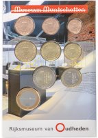 купить Нидерланды 2013 официальный годовой набор евро из 8 монет и жетона "Лейденский музей" в буклете