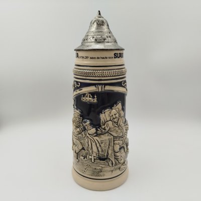 купить Кружка пивная с крышкой, декорированная трактирной сценкой, керамика, крытье, сплав металлов, Германия, 1960-1990 гг.
