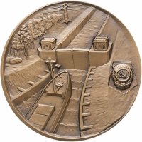 купить Медаль настольная "Беломорско - балтийский канал. 1933-1983" в оригинальной коробке, медальер Комшилов И. С., ЛМД, томпак, СССР, 1985 г.