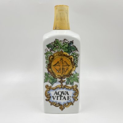 купить Штоф "AQVA VITAE" (лат. вода жизни), фарфор, деколь, пластик, Hollohaza, фарфор, деколь, пластик, Hollohaza, Венгрия, 1970-1990 гг.