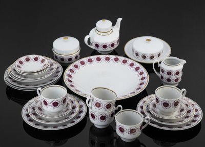 купить Сервиз чайный с цветочным декором, серия "Eleganz" на 5 персон (25 предметов), фарфор, деколь, золочение, Weimar Porzellan (Веймарский фарфор), ГДР, 1949-1980 гг.