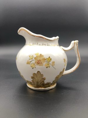 купить Молочник с росписью, ДФЗ Вербилки, фарфор, Дмитровский фарфоровый завод (ДФЗ Вербилки), СССР, 1965-1991 гг.