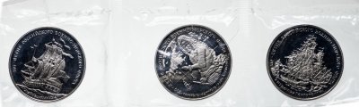купить Набор из 3 жетонов "300 лет Российскому военно-морскому флоту"