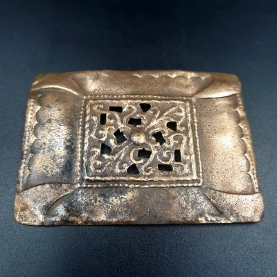 купить Пряжка женская поясная прямоугольной формы с ажурным декором, металл, штамповка, Российская империя, 1890-1915 гг.