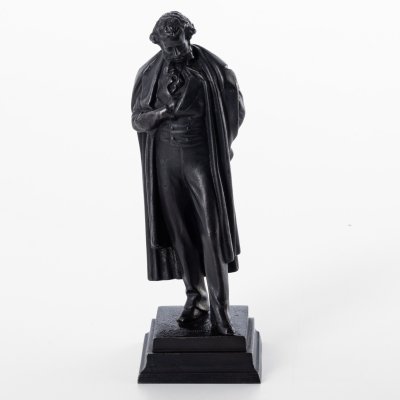 купить Статуэтка "А.С. Пушкин" (по модели А.М. Опекушина), чугун, крашение, Каслинский чугунолитейный завод (Касли), СССР, 1961 г.