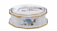 купить Шкатулка с изображением павлина, фарфор, деколь, фабрика "Rosenthal", Германия 1926 г.