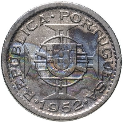 купить Макао 50 аво 1952