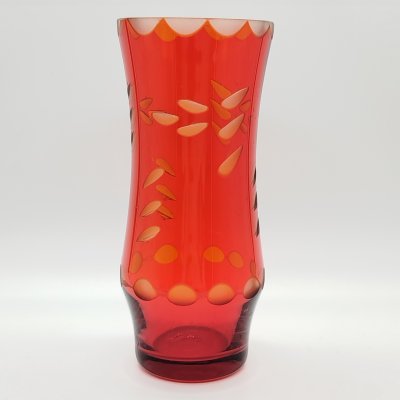 купить Ваза рубинового оттенка, стекло, нацвет, резьба, СССР, 1970-1990 гг.