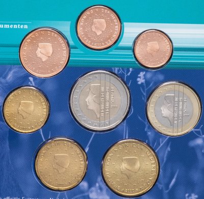 купить Нидерланды годовой набор евро 2000 (8 монет в официальном буклете "Природа")