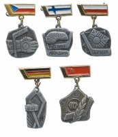 Купить Набор значков "Хоккейные сборные мира", булавка