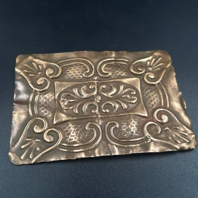 купить Пряжка женская поясная прямоугольной формы с растительным декором, металл, штамповка, Российская империя, 1890-1915 гг.
