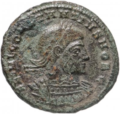 купить Римская Империя, Констанций II, 324–361 гг, Нуммий (реверс: два воина стоят лицом друг к другу, между ними два штандарта)