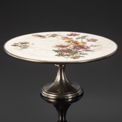 купить Тортница (Блюдо для пирогов) на высокой ножке, украшенная изображением маков, Deffner Karl Ulrich (Эсслинген), фаянс, деколь, сплав металлов, Германия, 1920-1930 гг.