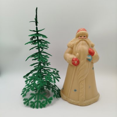 купить Фигуры под ёлку "Дед Мороз и елочка", пластик, краска, СССР, 1960-1980 гг.