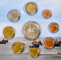 купить Бельгия 2014 официальный набор евро из 8 монет и жетона в буклете "конные рыбаки"