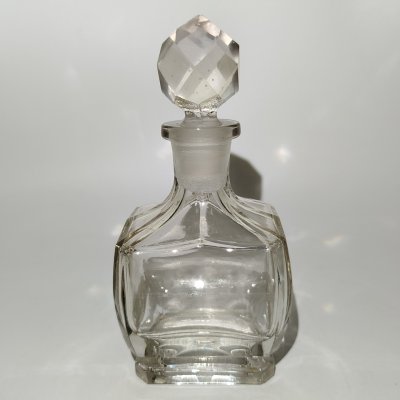 купить Флакон парфюмерный с граненой пробкой, стекло, Российская империя, 1890-1915 гг.