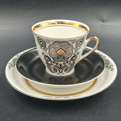 купить Трио кофейное "Марианна" с орнаментальным декором, фарфор, крытье, деколь, золочение, Рижский фарфорово-фаянсовый завод, СССР, 1970-1980 гг.