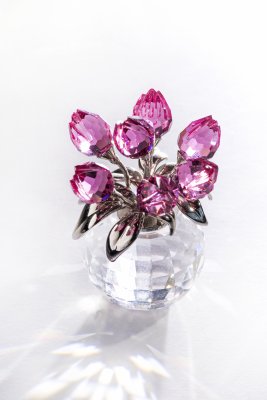 купить Статуэтка "Тюльпаны", кристаллы Swarovski, металл, фирма "Swarovski", Австрия, 2000-2015 гг.