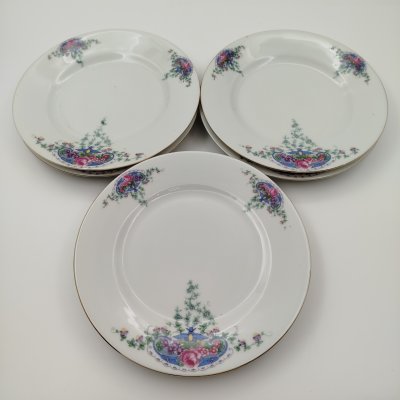 купить Набор из 6-ти пирожковых тарелок, украшенных цветочным декором, фарфор, деколь, золочение, Victoria, Чехословакия, 1918-1939 гг.