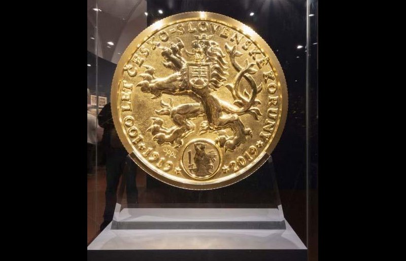 Самая большая чешская монета в музее