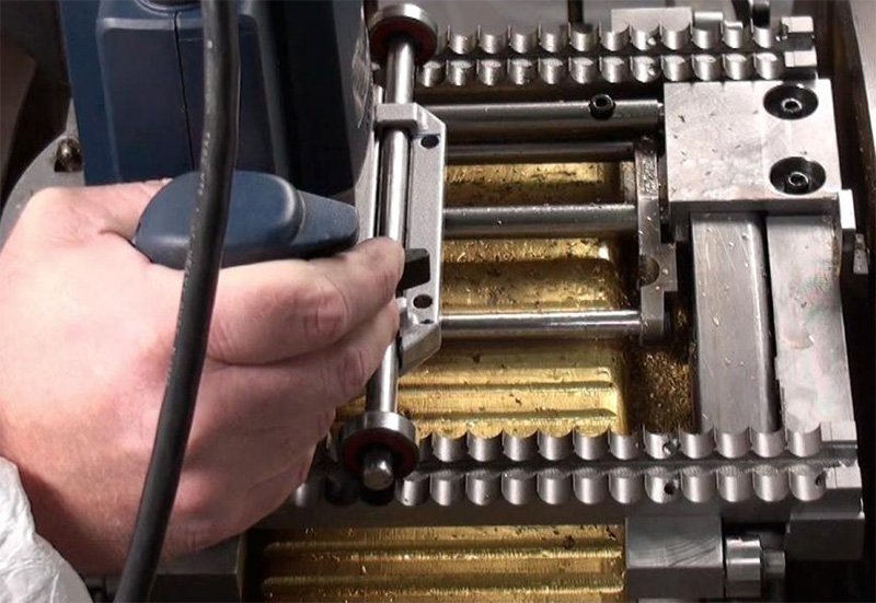 Обработка гурта самой большой монеты мира