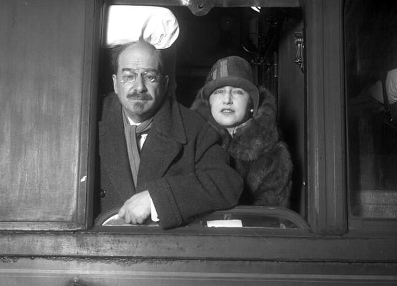 А.В. Луначарский с супругой. Фото 1927 г.