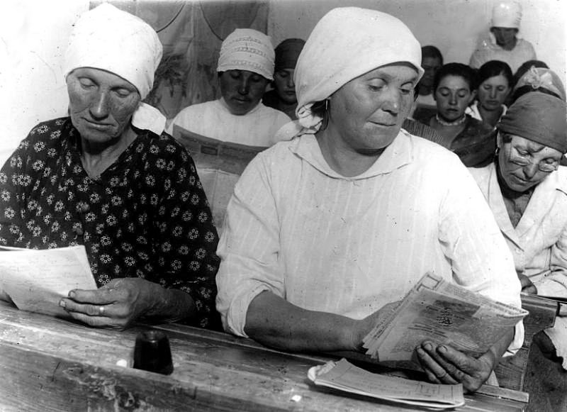 Занятия по ликбезу, 1926 г.