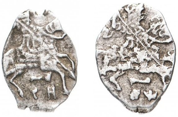 Запись 1700 года буквами на серебряный чешуйках "от сотворения мира" (слева) и по европейскому исчислению (справа)