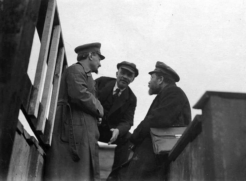 Троцкий, Ленин и Каменев в 1920 г.