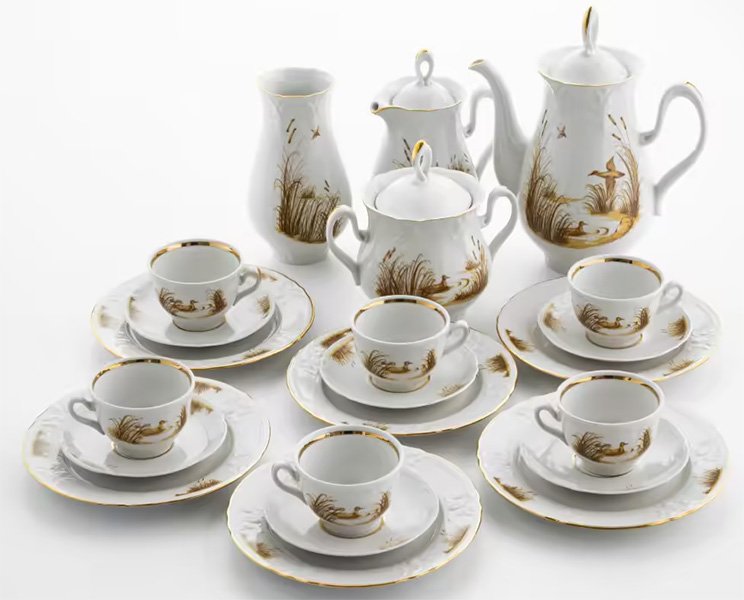 Сервиз чайный с цветочным декором на 4 персоны (15 предметов)