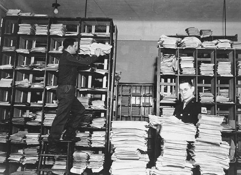 Архив с доказательствами обвинений нацистского режима, 1945 г.