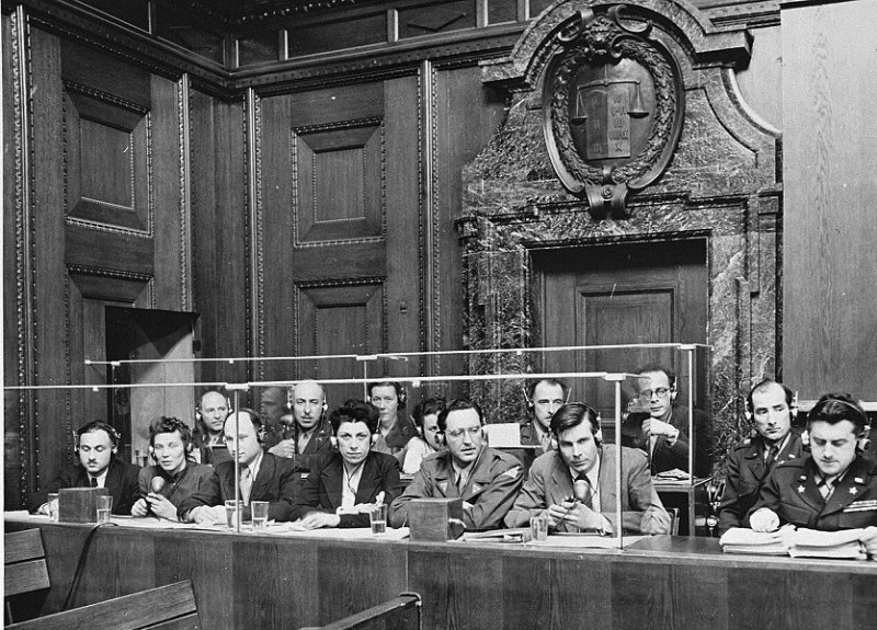 Переводчики Нюрнбергского процесса 29 марта 1946 г.