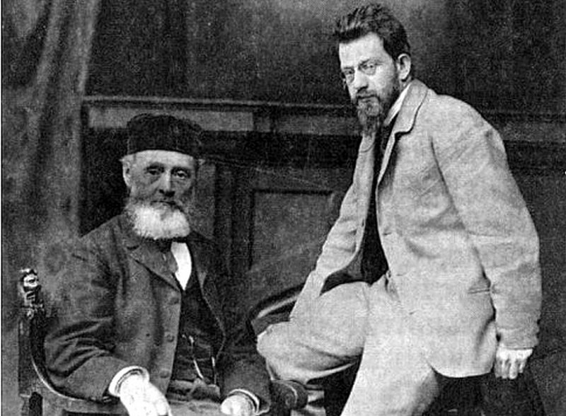 Струве (справа) и революционер А.Х. Христофоров, 1901 г.