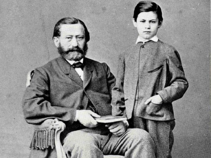 Зигмунд Фрейд с отцом в 1862 г.