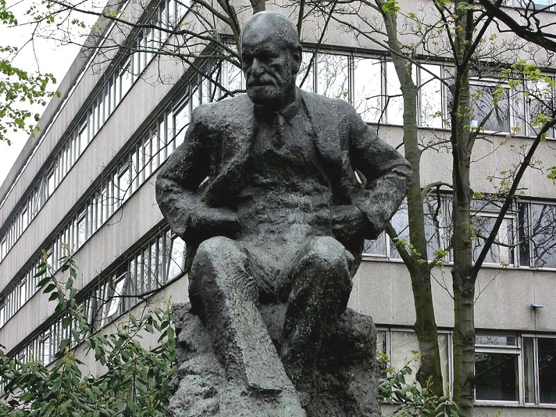 Памятник Фрейду в Лондоне