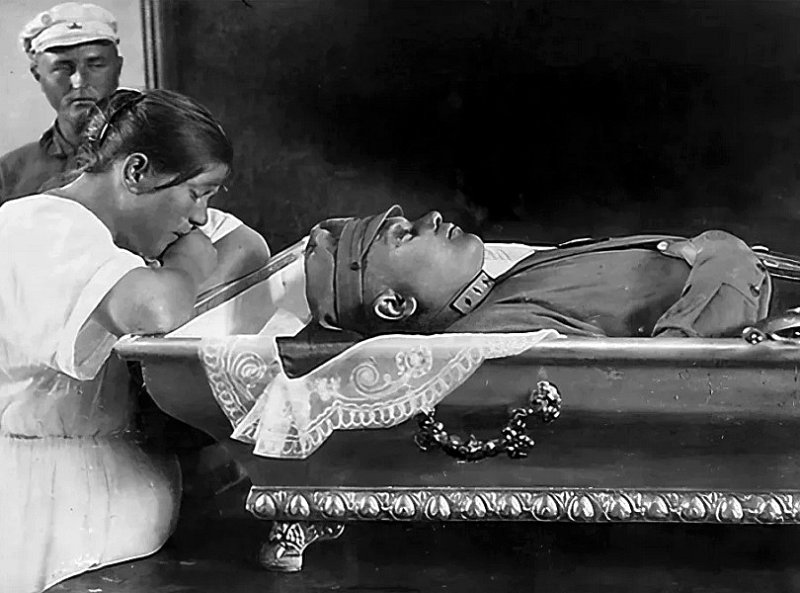 Похороны Котовского в августе 1925 г.