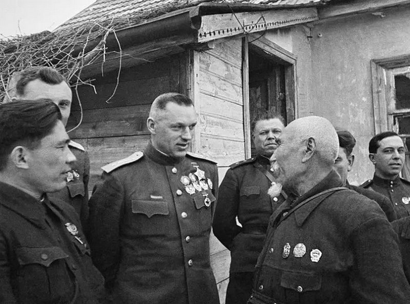 Рокоссовский на Белорусском фронте, 1942 г.