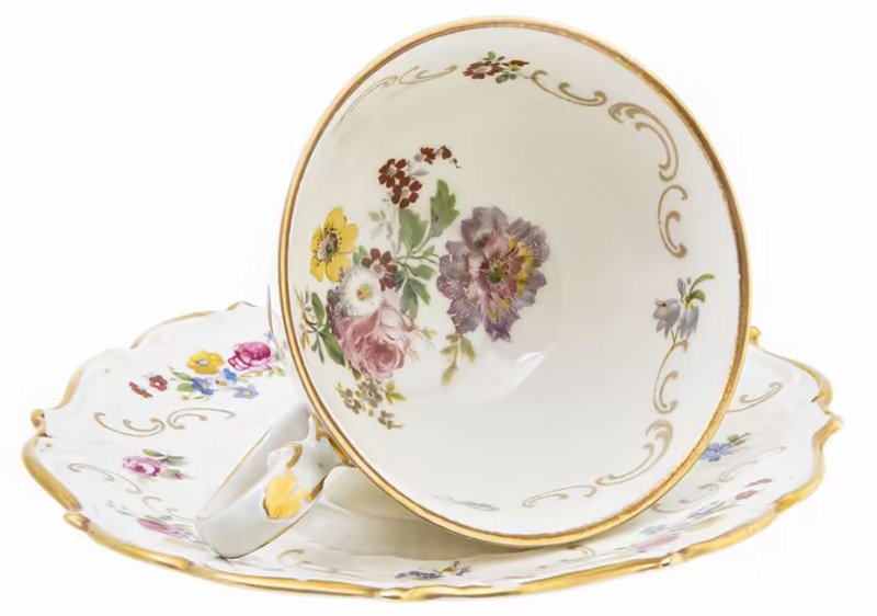 Пара чайная с изящным цветочным декором и вензелями, мануфактура "Reichenbach"