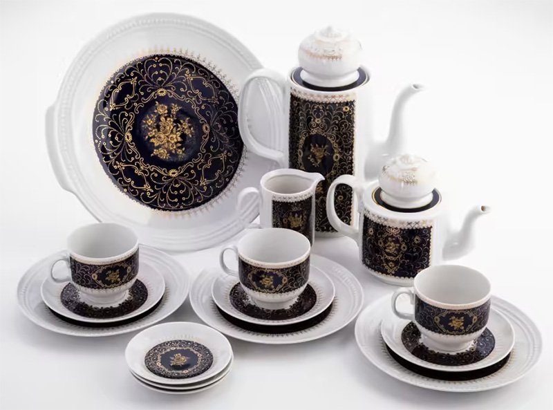 Сервиз чайный с растительным декором, на 3 персоны (16 предметов), мануфактура "Reichenbach"