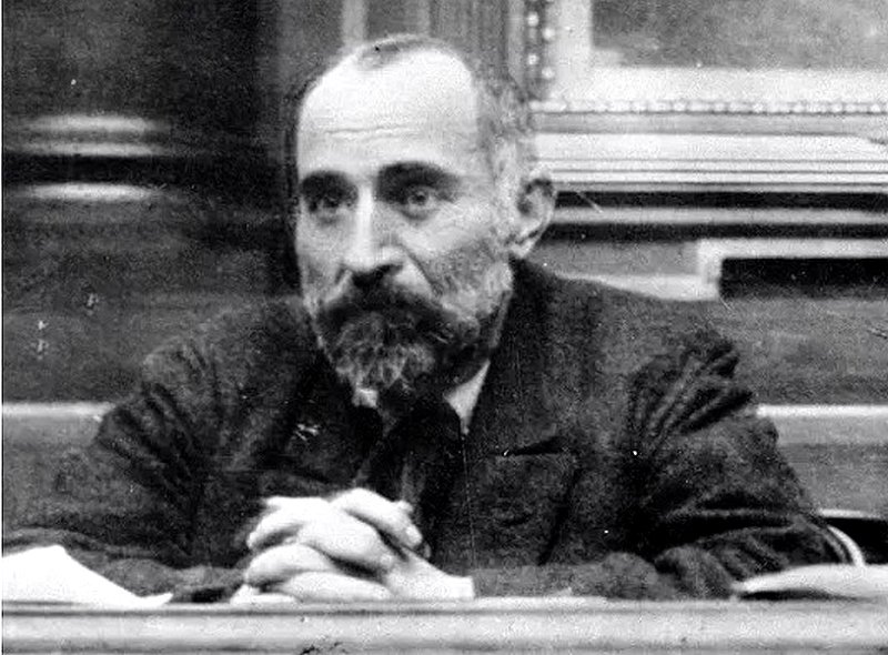 Председатель Петросовета меньшевик Николай Чхеидзе, 1917 г.